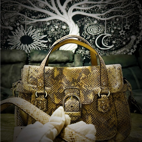 Vintage style Y2K Coach Tan Snake Print Women's Bag crossbody purse handbag - Picture 12 of 17